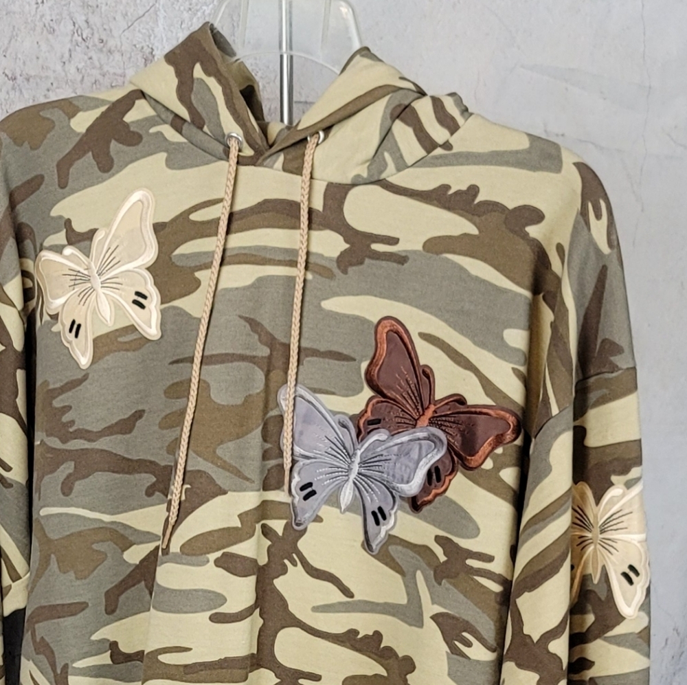 Camouflage Butterfly Patch Hoodie